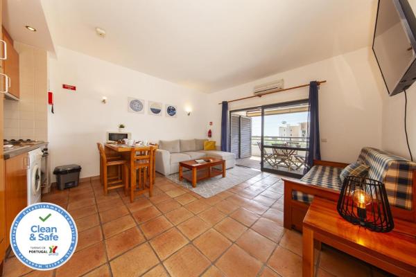 På billedet ses objektet A11 - MarinaPark Hill Beach Apartment beliggende i byen Albardeira.