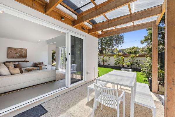 Coastal Luxury In The Heart Of Torquay 300m To Beach - Torquay, Australia