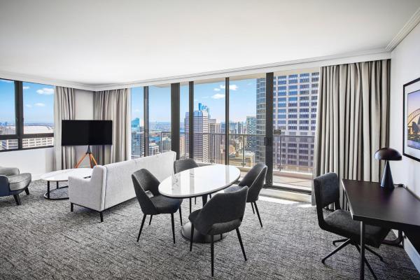 Meriton Suites Pitt Street, Sydney, Sydney