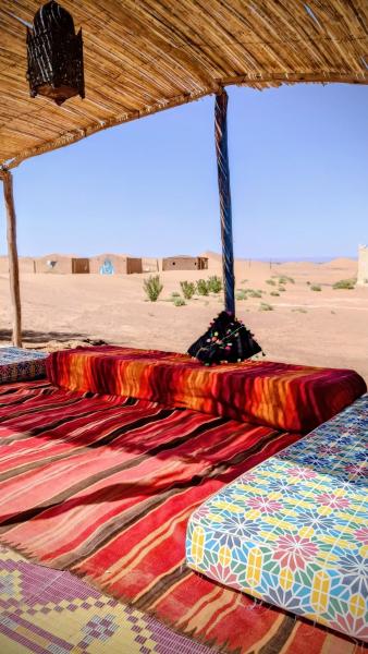 A la foto es mostra l'objecte Camp Ayour Mhamid situat a la ciutat de M'Hamid El Ghizlane.