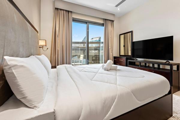 Full Burj Khalifa View Chic Studio - Dubai