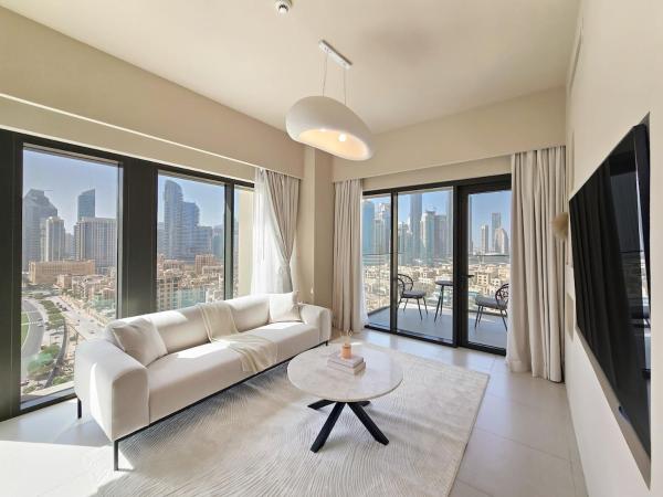 A la foto es mostra l'objecte Full Burj Khalifa & Fountain Views - Luxury 2BR in Downtown Dubai situat a la ciutat de Dubai.