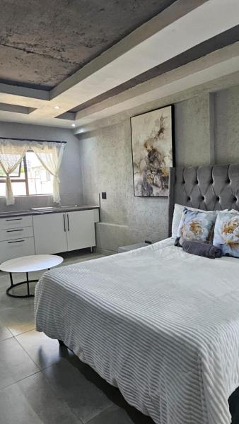 Questro Apartment Hotel - South Africa