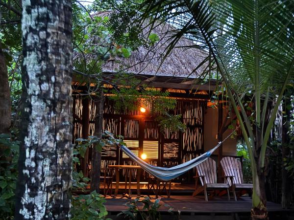 På billedet ses objektet Playa Pikua Ecolodge beliggende i byen Guachaca.