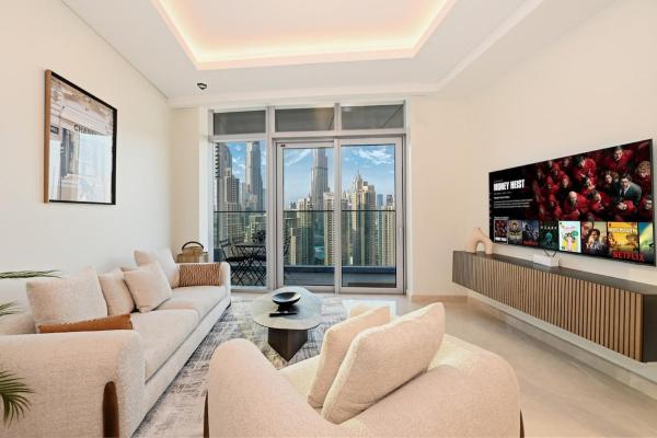 På billedet ses objektet Stunning 1BR Luxury Downtown Burj View Balcony beliggende i byen Dubai.
