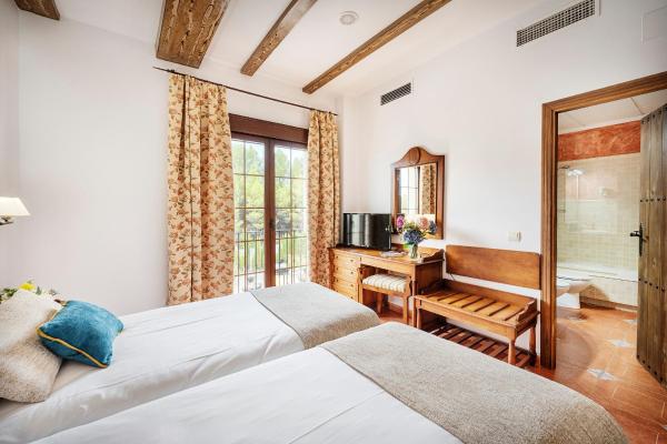 Στη φωτογραφία φαίνεται το αντικείμενο Beneste Cazorla Hotel που βρίσκεται στην πόλη Peal de Becerro.