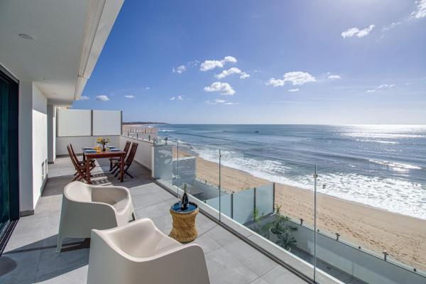 Luxury Beachfront 2bd Ac Wifi Ocean Balcony - Armação de Pêra