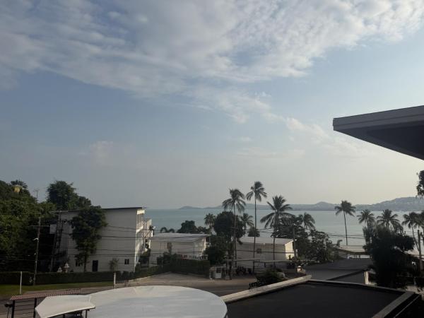 A la foto es mostra l'objecte Ocean-view brand new apartment situat a la ciutat de Amphoe Koh Samui.