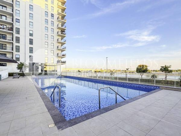 照片显示了位于Istayhah市的Bloomfields Luxuries 1Br Apart Water Edge Yas物件。