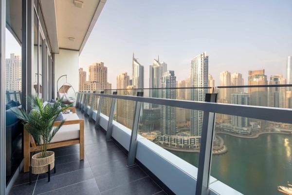 Na fotografii je vidět objekt Frank Porter - Silverene Towers nacházející se ve městě Dubaj.
