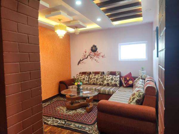 Below The Hills Suite Whome Theatre - Kathmandu