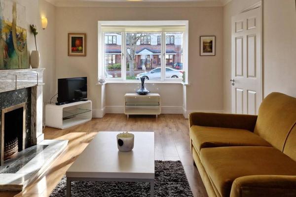 2 minute walk to LUAS (tram), Dublin