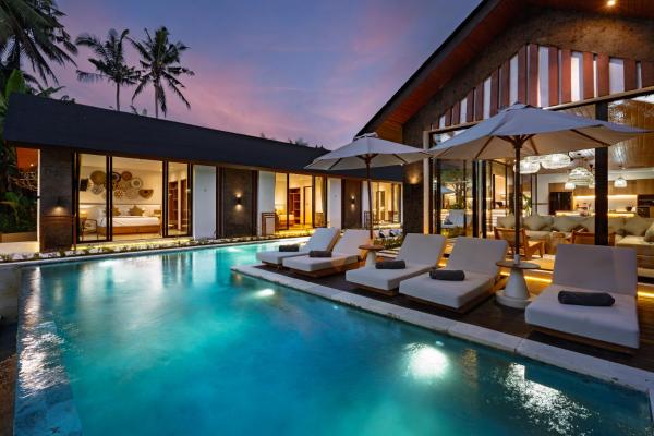 Villa Ubud Aqua By Balisuperhost - Ubud