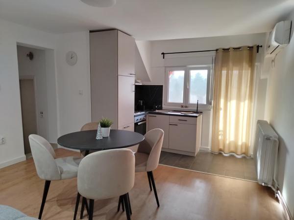 Apartman Mina 2 - Ruma