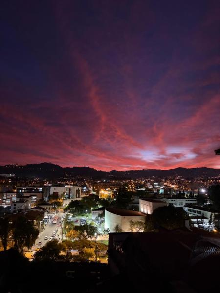 A la foto es mostra l'objecte Mirador Calle Larga - anti-ruido situat a la ciutat de Cuenca.