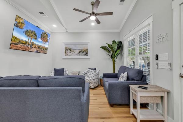 N80 - Ocean Lakes New Build, Steps To Beach And Balcony! - Murrells Inlet, SC