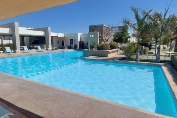 Modern Oasis With Pool - La Paz
