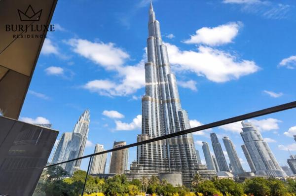 På billedet ses objektet Address Dubai Opera Residences, 3-Bed Unit With Burj Khalifa & Fountain View From Every Room beliggende i byen Dubai.