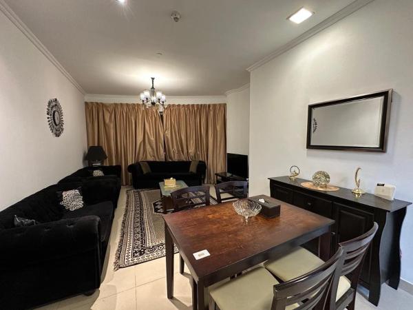 A la foto es mostra l'objecte Cosy 1 Bed in JLT situat a la ciutat de Dubai.