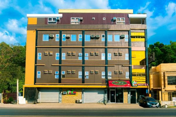 En la foto se muestra el objeto FB Budgetel Suites ubicado en la ciudad de Claveria.