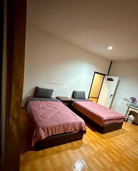 Light Worker Guest House Room Number 0 - 꼬 란따
