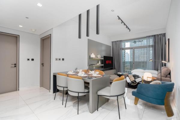 A la foto es mostra l'objecte Luxury 2BR Business Bay Balcony situat a la ciutat de Dubai.