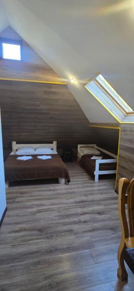 Habitació Quàdruple Estàndard — 24 m² - Готель RIVER HILL