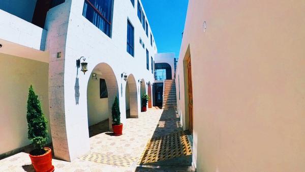 På billedet ses objektet Hotel Rosa Mistika Inn beliggende i byen Arequipa.