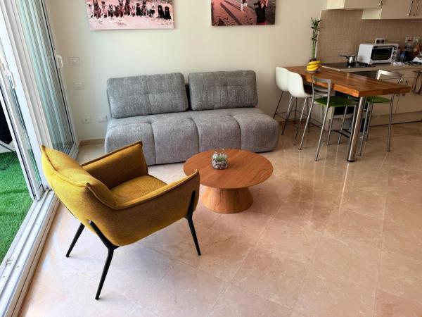 Holiday luxury suite Herzliya marin see view