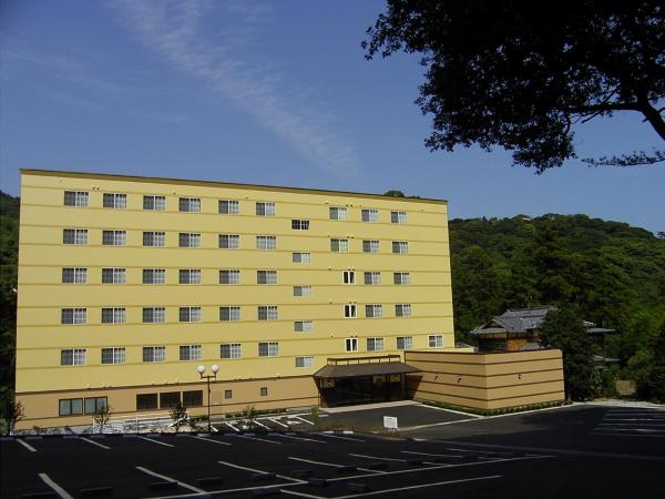 На фото показан объект Atami Hotel Paipuno Kemuri, расположенный в городе Атами.
