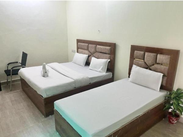 Auf dem Foto ist das Objekt Hotel Shree Rameshwaram Near by All Temple in der Stadt Ayodhya zu sehen.