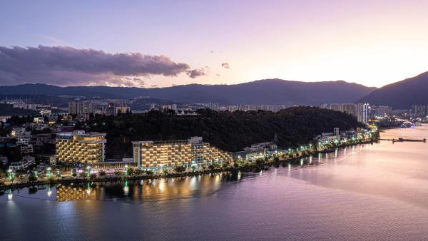 Hotel Indigo Dali Erhai By Ihg - Dali
