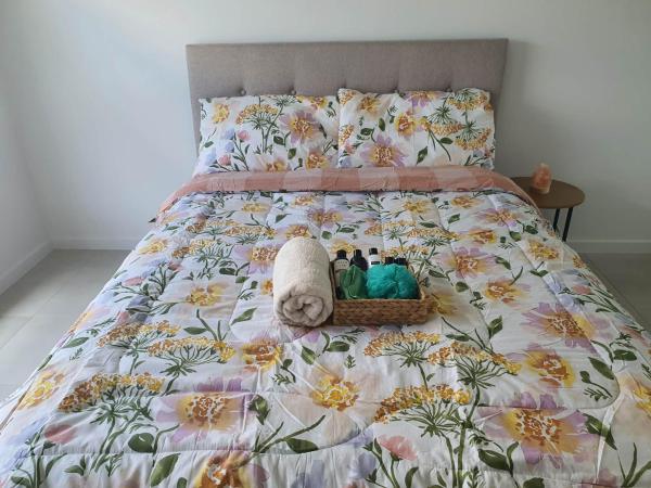 Quiet Spacious Room In A Shared Family Home In Yarrabilba - 布里斯班