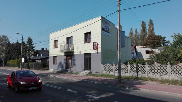 Na zdjęciu widoczny jest obiekt Pokoje Typu Studio Sosnowiec położony w mieście Sosnowiec.
