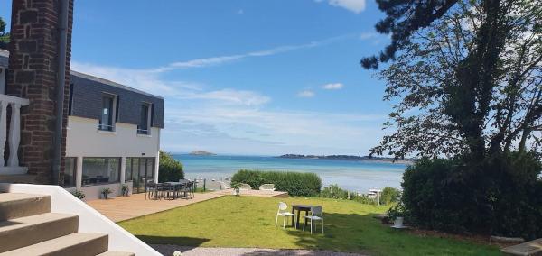 Gîte Raffiné De 400 Mètres Carrés, Vue Exceptionnelle Sur Mer, 5 Chambres - Saint-Cast-le-Guildo