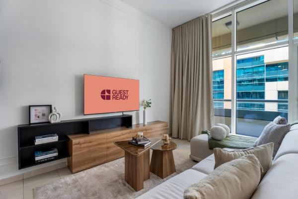 Guestready | Studio | Partial Burj Khalifa View - Dubai