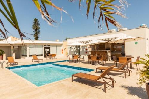 Apartamento Com Piscina, Garagem, 8min Praia Do Forte - Cabo Frio