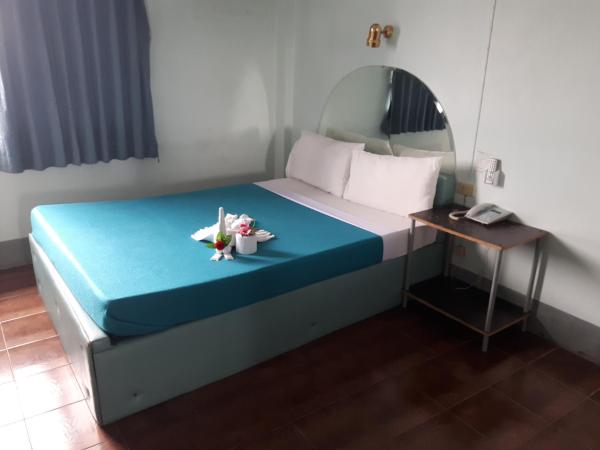 Στη φωτογραφία φαίνεται το αντικείμενο Anodard Hotel που βρίσκεται στην πόλη Nakhon Sawan.