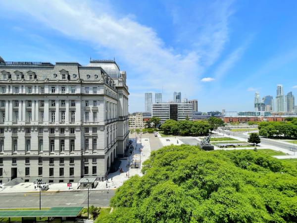 The Platea De Bs As 6b Spacious And Balcony With Views - Avellaneda