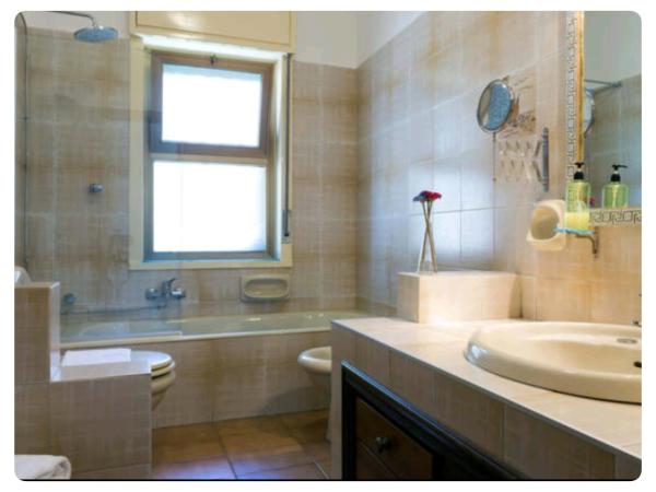 Foto 9: Bed & Breakfast Fontanarossa Airport -Private Parking-