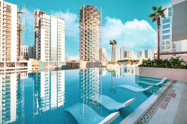 Luxury Binghatti Phantom Suites By Hostiva - Dubaj
