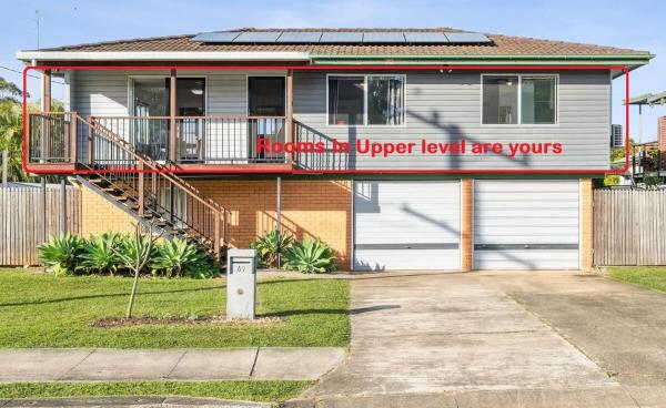 3 Bedrooms In Entire Upstairs Level In Bray Park - Brisbane