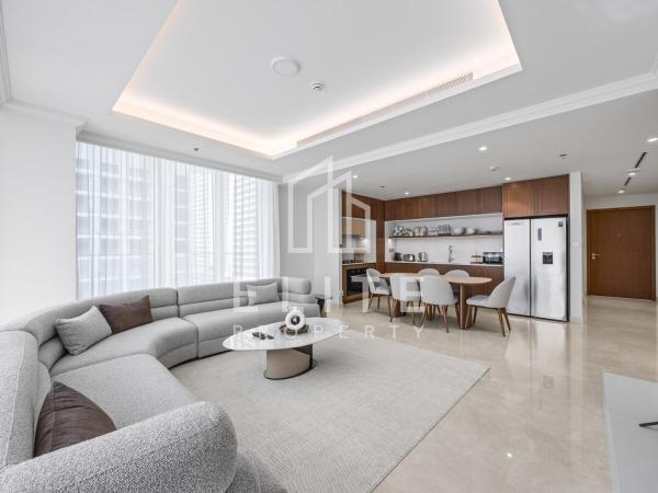 På billedet ses objektet Elegant 3 Bedrooms Plus Maids With Stunning Sea Views beliggende i byen Dubai.