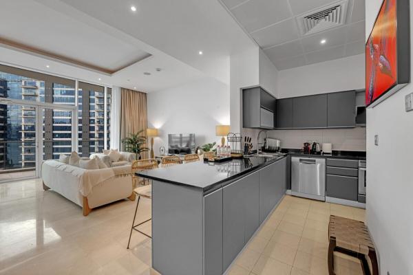 Bilde 3: Waves - Grand Palm Escape - Sea-View Massive 1BR Luxury
