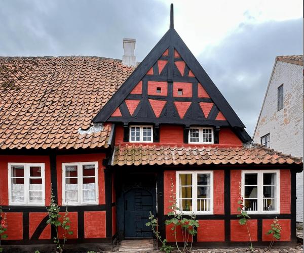 ÆRøskøbings æLdste Hus - Eksklusiv Overnatning I Historiske Rammer - Danemark