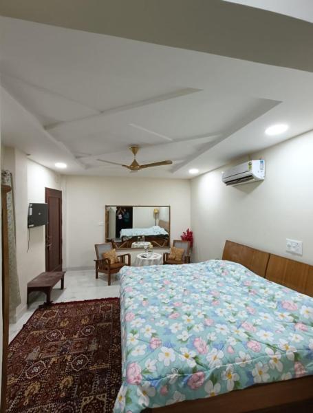 Parivaram Homestay Family Friendly Near Mahakal Temple - Ujjain
