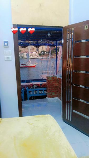 A la foto es mostra l'objecte Onaty Narty Guest house Nile view situat a la ciutat de Aswan.
