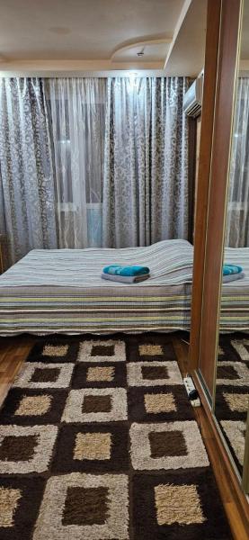 Foto 1: 1 кв Стандарт метро Героев труда