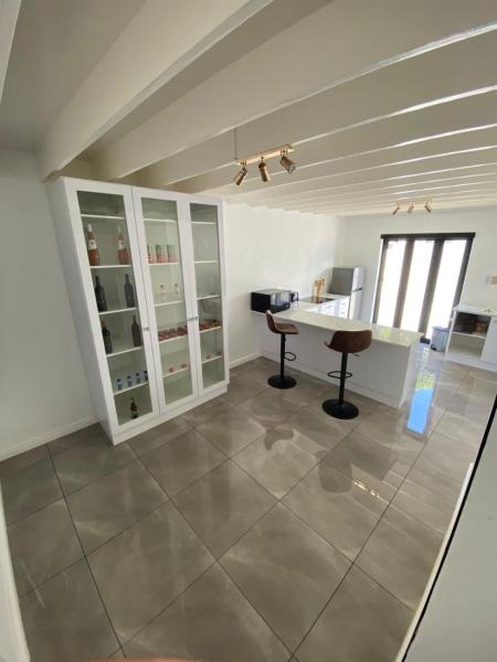 A la foto es mostra l'objecte Exclusive Townhouse at The Square situat a la ciutat de Springfield.