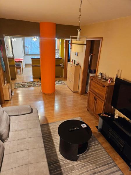 På bildet vises objektet Apartament David Deva - 2 dormitoare & 1 living som ligger i byen Deva.